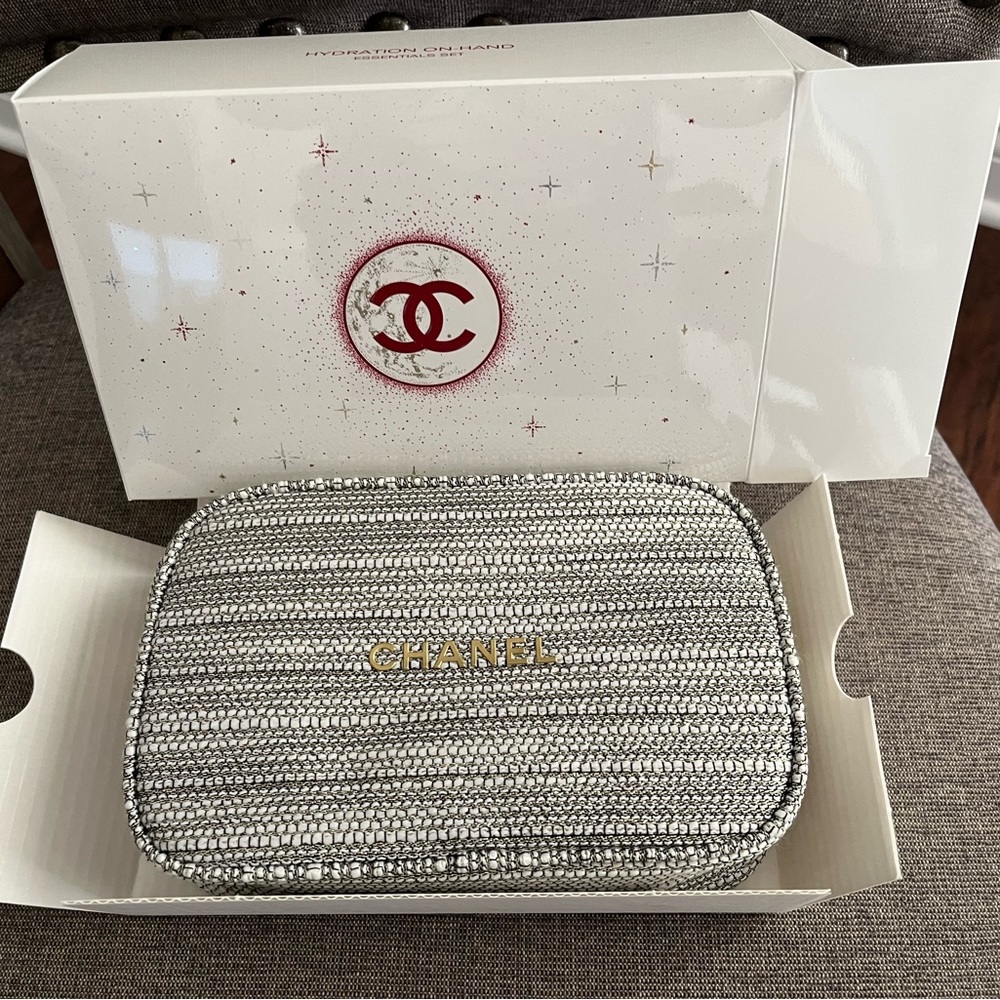 Chanel 2022 Holiday Silver/gold tweed Cosmetic bag ONLY